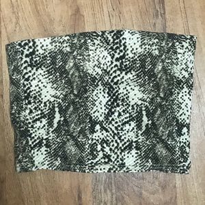 Snake skin design crop top